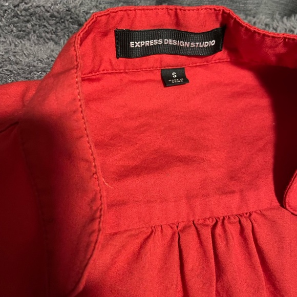 Express Design Studio Short Sleeve Wrap Around Top Size Small - Picture 3 of 3